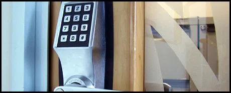 Windsor Locks CT Locksmith Store Windsor Locks, CT 860-358-0722 Windsor Locks CT Locksmith Store Windsor Locks, CT 860-358-0722 - com-02